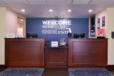 Photo 3 - Hampton Inn Daytona/Ormond Beach