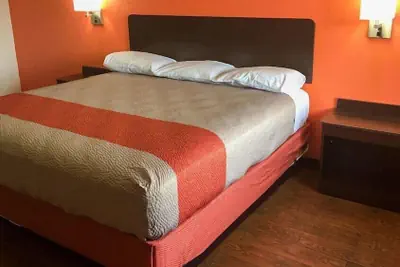 Photo 5 - Motel 6 Waco, TX