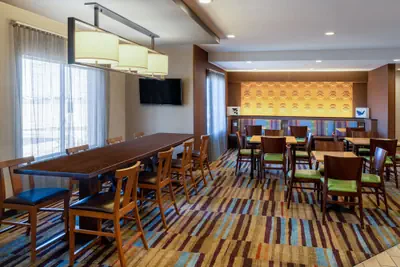 Photo 3 - Fairfield Inn and Suites by Marriott Denver Aurora/ Medical Center