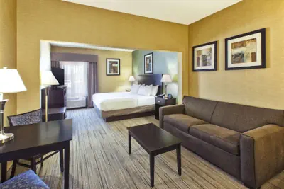 Photo 5 - Country Inn & Suites by Radisson, Benton Harbor-St. Joseph, MI