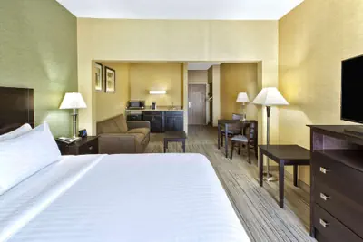 Photo 2 - Country Inn & Suites by Radisson, Benton Harbor-St. Joseph, MI