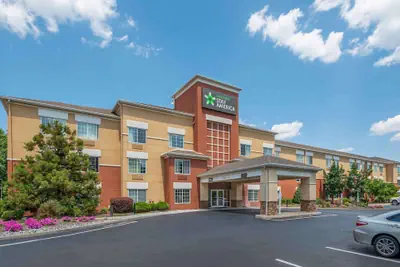 Photo 2 - Extended Stay America Suites Newark Woodbridge