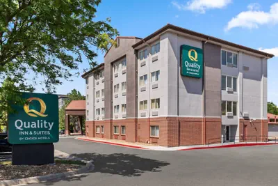 Photo 2 - Quality Inn & Suites Denver International Airport