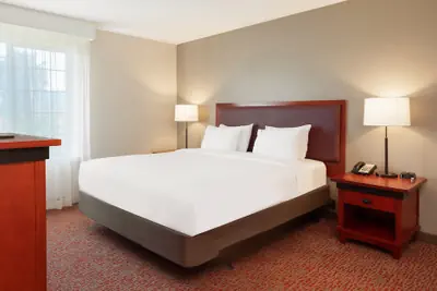Photo 4 - Larkspur Landing Extended Stay Suites Sunnyvale