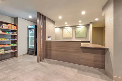 Photo 3 - Hawthorn Extended Stay by Wyndham Bedford / Dallas