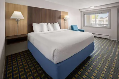 Photo 4 - Days Inn by Wyndham Tonawanda/Buffalo