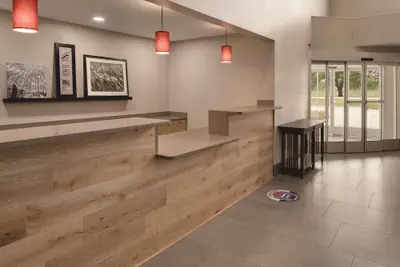 Photo 3 - Country Inn & Suites by Radisson, Cedar Falls, IA