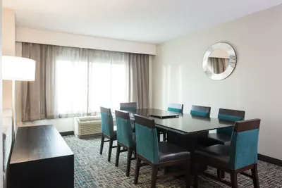 Photo 3 - Crowne Plaza Memphis Downtown by IHG