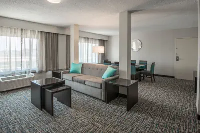 Photo 5 - Crowne Plaza Memphis Downtown by IHG