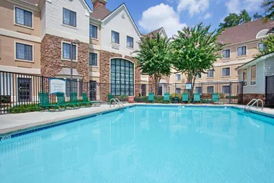 Photo 2 - Sonesta ES Suites Atlanta Alpharetta Avalon