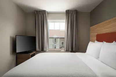 Photo 3 - Candlewood Suites St Louis St Charles by IHG