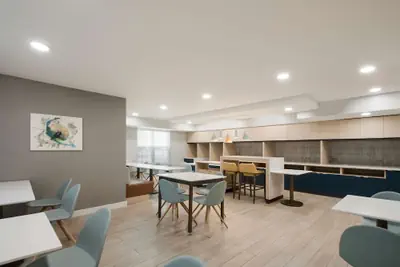 Photo 3 - Sonesta Simply Suites Falls Church