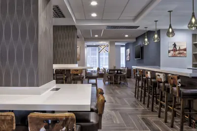 Photo 4 - Courtyard by Marriott Fort Worth Downtown/Blackstone