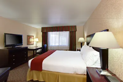 Photo 5 - Holiday Inn Express Temecula by IHG