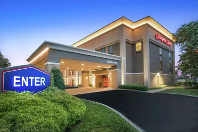 Photo 2 - Hampton Inn Corydon