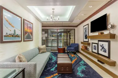 Photo 4 - Hampton Inn Boston/Peabody