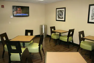Photo 2 - Hampton Inn Olive Branch