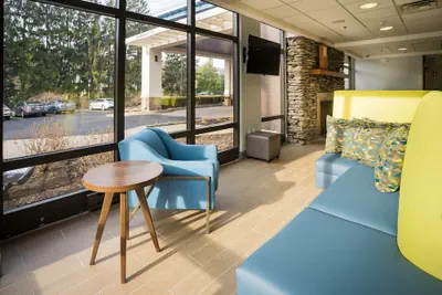 Photo 3 - Hampton Inn Clarks Summit