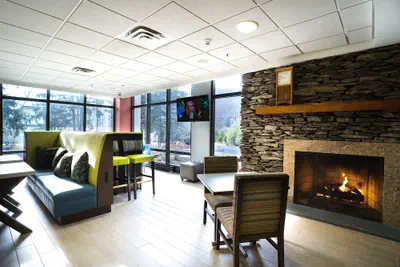 Photo 4 - Hampton Inn Clarks Summit