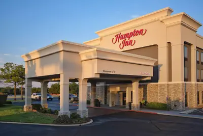 Photo 2 - Hampton Inn Oklahoma City/Yukon