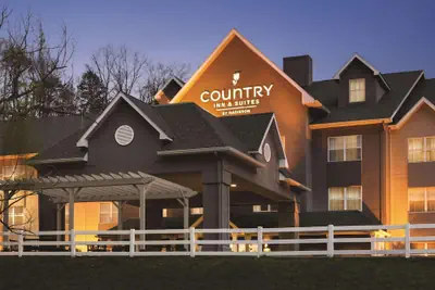 Photo 2 - Country Inn & Suites by Radisson, Chattanooga-Lookout Mountain