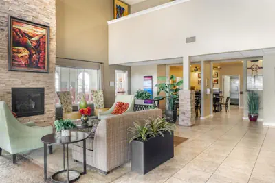 Photo 2 - Best Western Plus Winslow Inn