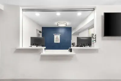 Photo 4 - Sonesta Simply Suites Austin South