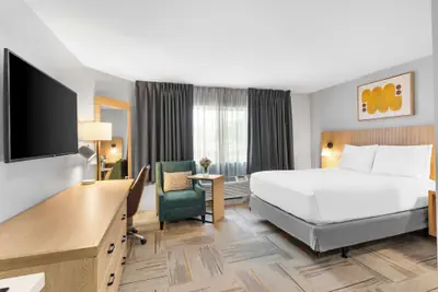 Photo 2 - Sonesta Simply Suites Austin South