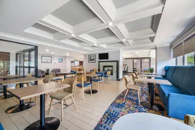 Photo 4 - Hampton Inn Philadelphia/Plymouth Meeting