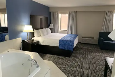 Photo 5 - Baymont by Wyndham Enid