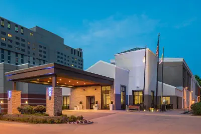 Photo 2 - Holiday Inn Express Springfield by IHG