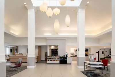 Photo 4 - Hilton Garden Inn Roseville