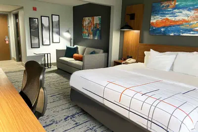 Photo 4 - La Quinta Inn & Suites by Wyndham-Albany GA