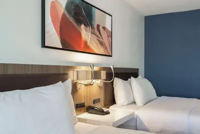 Photo 5 - Hilton Garden Inn Chicago / Oak Brook