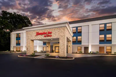 Photo 2 - Hampton Inn Portage