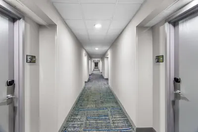 Photo 5 - Hampton Inn Portage