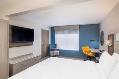 Photo 4 - Holiday Inn Express Hotel & Suites Bozeman West by IHG