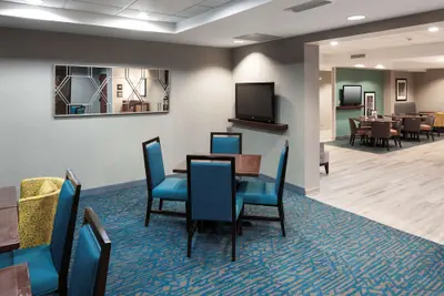 Photo 5 - Hampton Inn Kansas City - Liberty