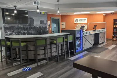 Photo 3 - Clarion Pointe Greensboro Airport