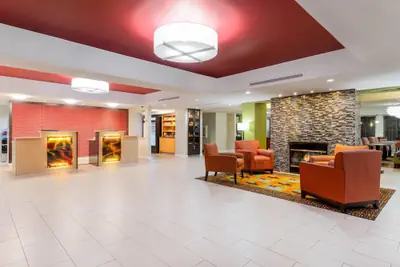 Photo 3 - La Quinta Inn & Suites Summersville / New River National Park