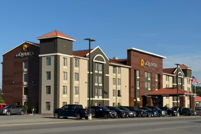 Photo 2 - La Quinta Inn & Suites Summersville / New River National Park