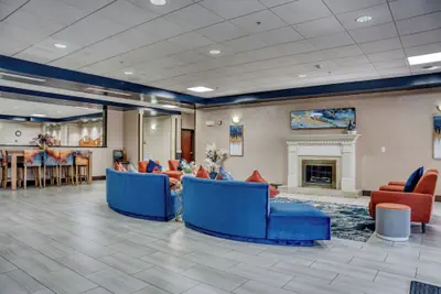 Photo 5 - Evergreen Inn and Suites