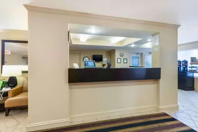 Photo 4 - Extended Stay America Suites Washington DC Tysons Corner