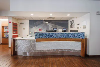 Photo 4 - Country Inn & Suites by Radisson, Savannah Southside