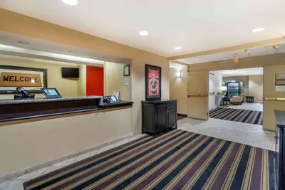 Photo 3 - Extended Stay America Suites Seattle Bothell Canyon Park