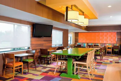 Photo 4 - Fairfield Inn & Suites Lexington Keeneland Airport