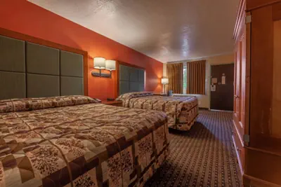 Photo 5 - Taos Valley Lodge