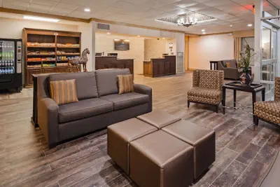 Photo 4 - Best Western Crossroads Of The Bluffs