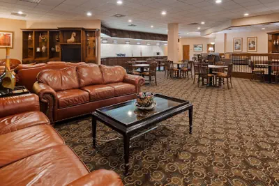 Photo 5 - Best Western Crossroads Of The Bluffs