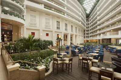 Photo 3 - Embassy Suites by Hilton Alexandria Old Town